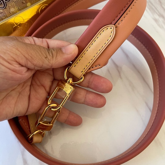 Authentic replacement strap SOLD - Picture 2 of 6